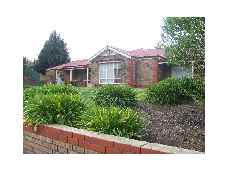 24 Dalmeny Drive, Mount Barker SA 5251