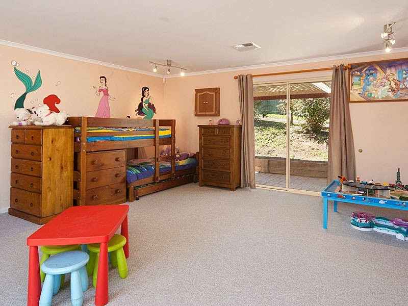 24 Dalmeny Drive, Mount Barker SA 5251