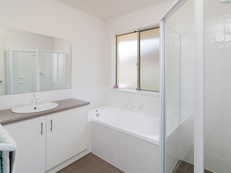 12 Stonybrook Grove, Mount Barker SA 5251
