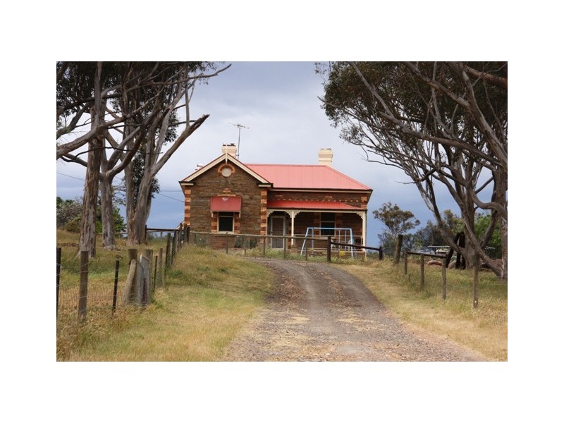 114 and 106 Rockleigh Road, Rockleigh SA 5254