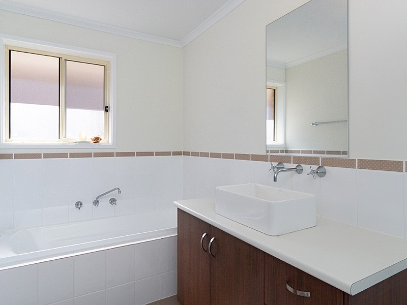 7 Hurling Drive, Mount Barker SA 5251