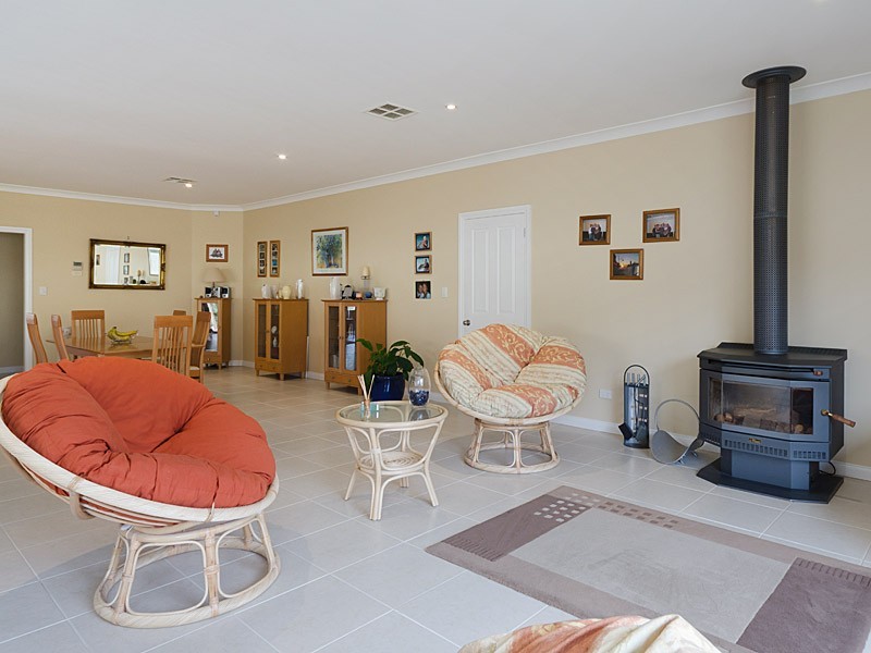 21 Claret Ash Drive, Mount Barker SA 5251