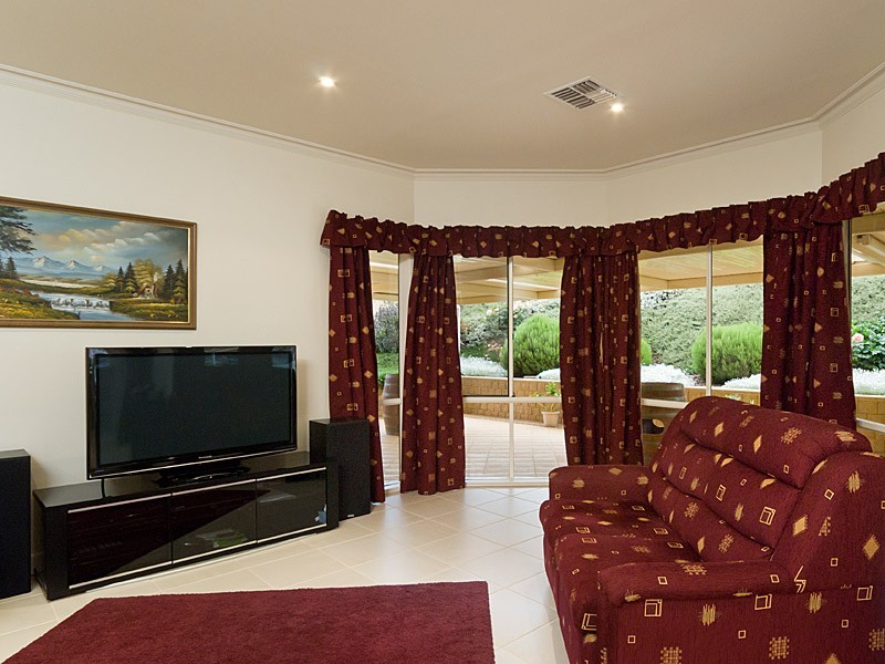 9 Lambert Court, Mount Barker SA 5251