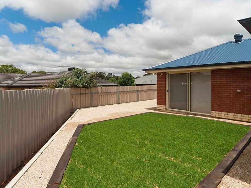 4 Post Close, Mount Barker SA 5251