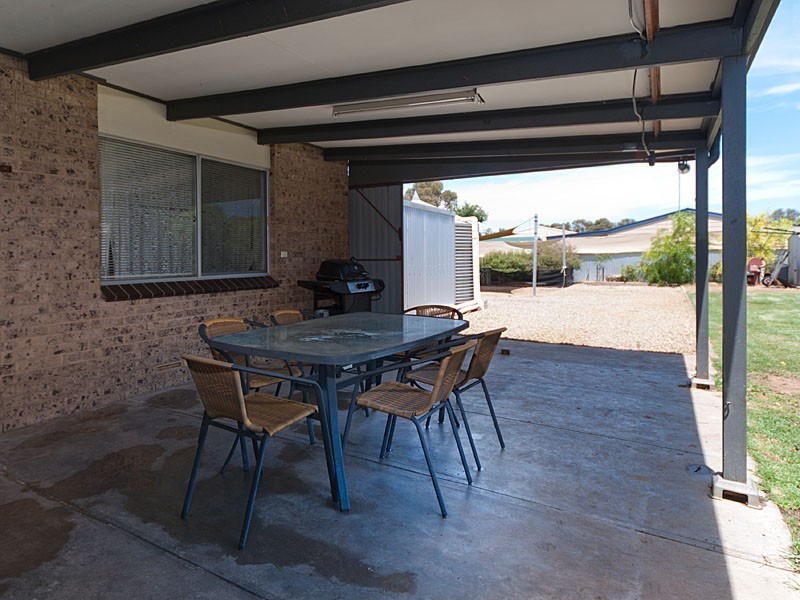 12 Lime Street, Strathalbyn SA 5255