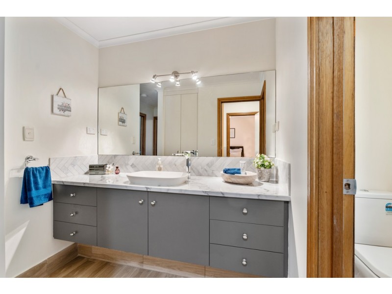 1/9A Victoria Road, Mount Barker SA 5251