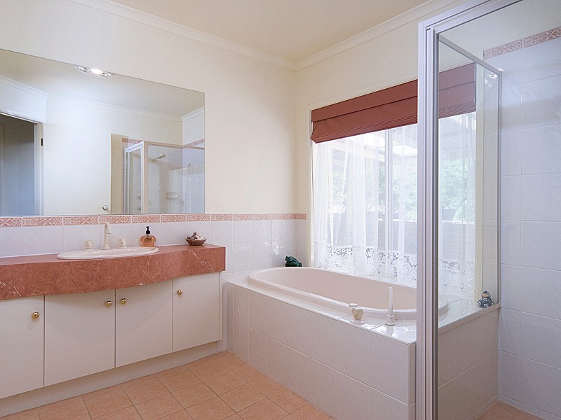 11 Lambert Court, Mount Barker SA 5251