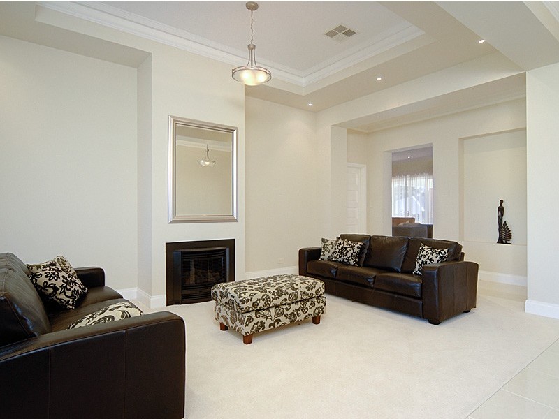 8 Greenfield Street, Mount Barker SA 5251