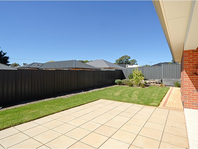 8 Greenfield Street, Mount Barker SA 5251