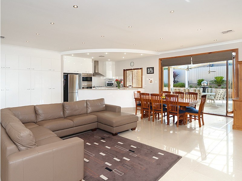 14 Pontiac Road, Mount Barker SA 5251