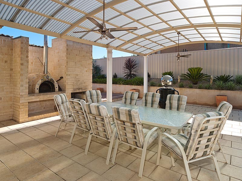 14 Pontiac Road, Mount Barker SA 5251