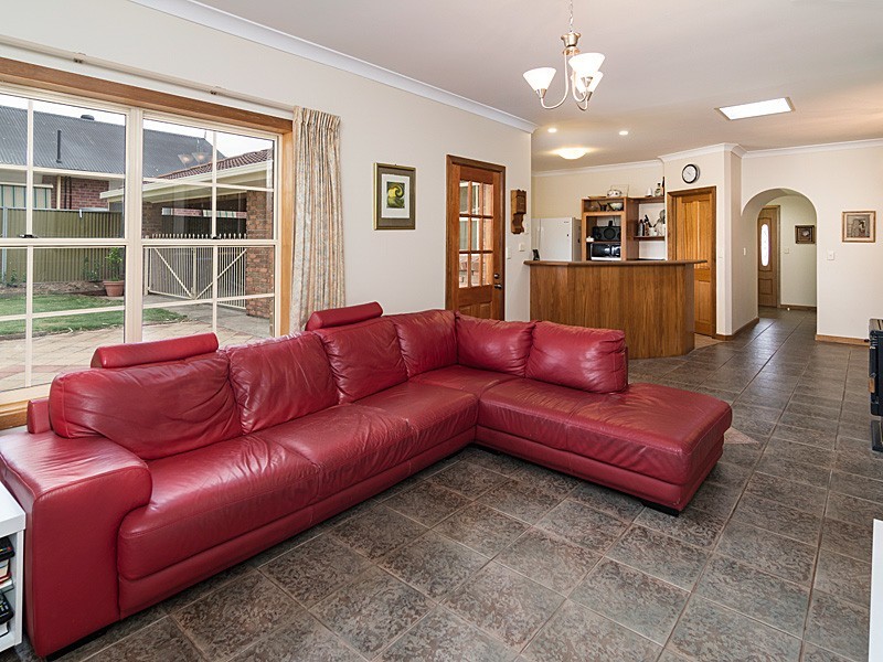 3 Ray Orr Drive, Mount Barker SA 5251