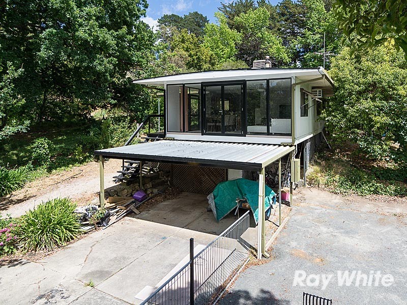 9 Tingaling Grove, Stirling SA 5152