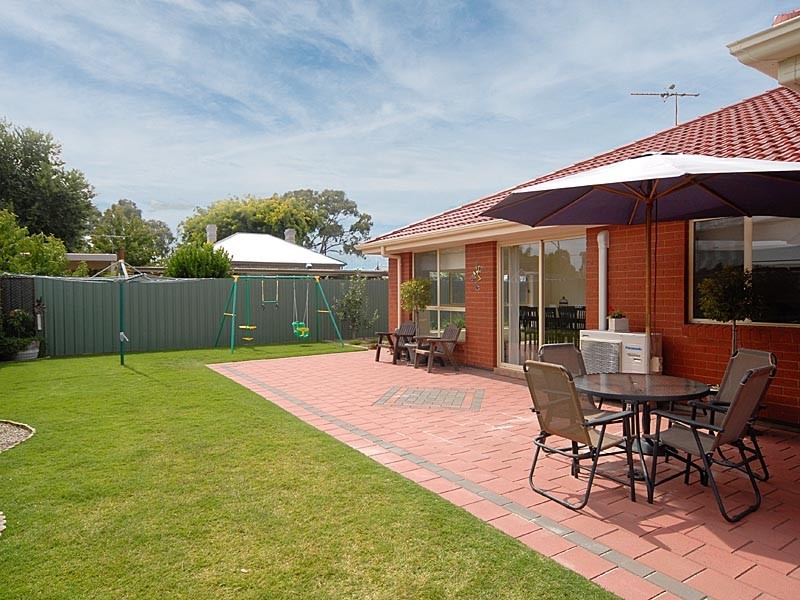 4 Hawdon Place, Mount Barker SA 5251