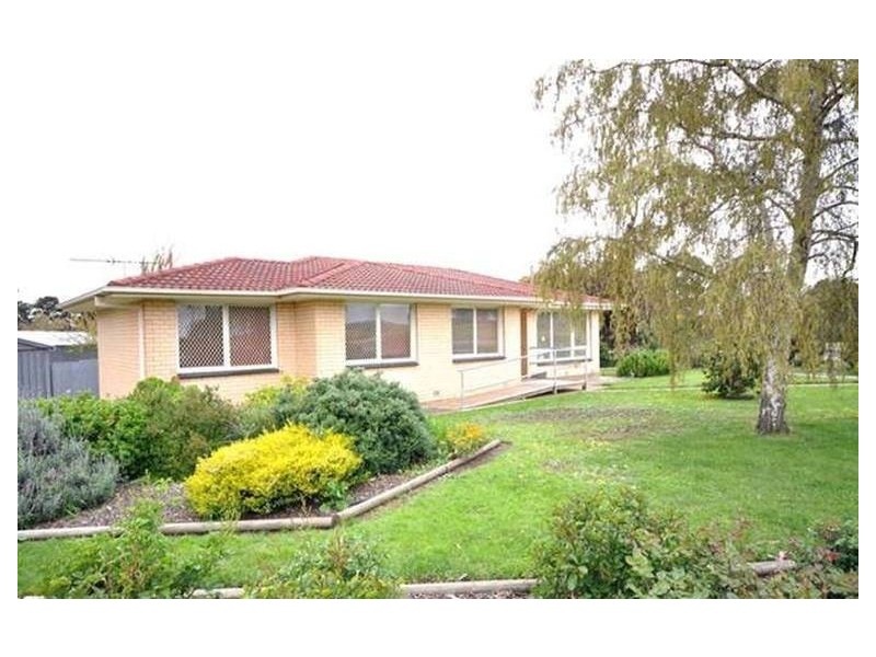 6 Dumas Street, Mount Barker SA 5251
