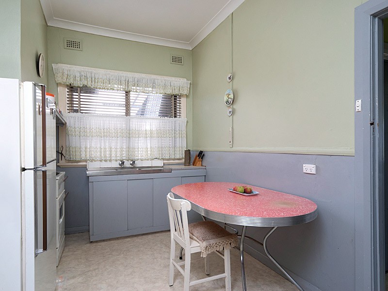 2  Waverley Street, Mitcham SA 5062