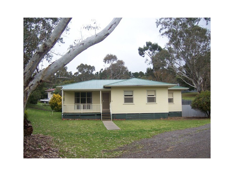 6 Watts Road, Brukunga SA 5252