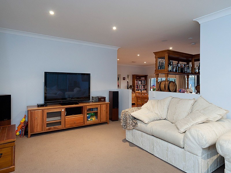 94 Onkaparinga Valley Road, Woodside SA 5244