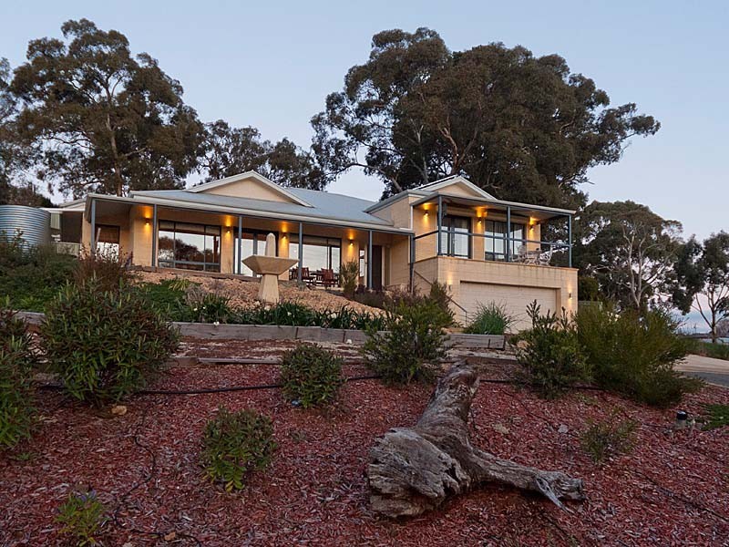 94 Onkaparinga Valley Road, Woodside SA 5244