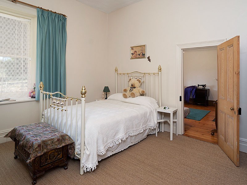 1377 Torrens Valley Road, Birdwood SA 5234