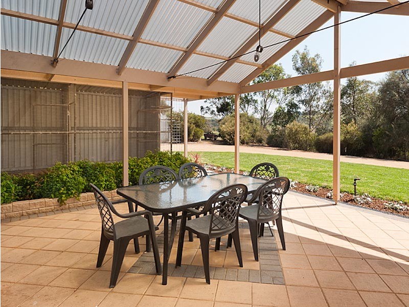 393 Archer Hill Road, Wistow SA 5251
