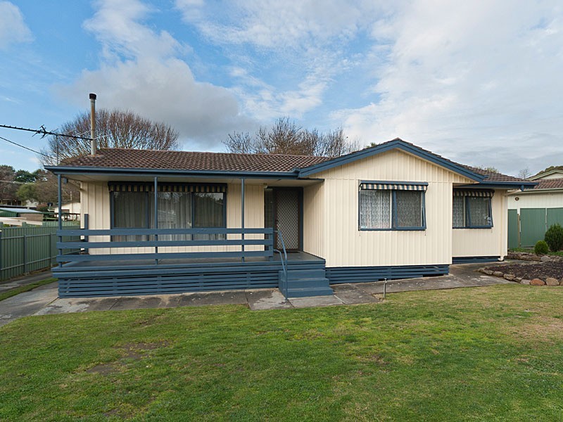 17 Edward Street, Mount Barker SA 5251