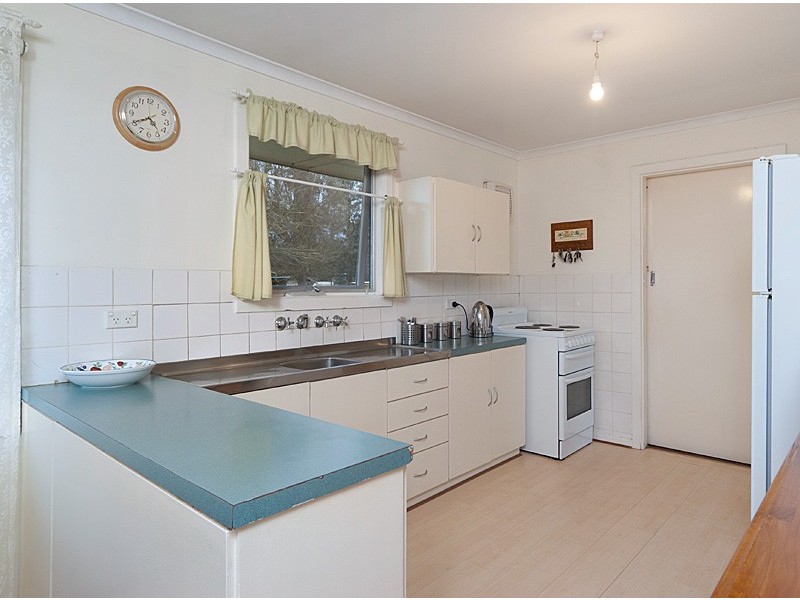 17 Edward Street, Mount Barker SA 5251