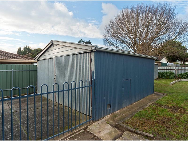 17 Edward Street, Mount Barker SA 5251