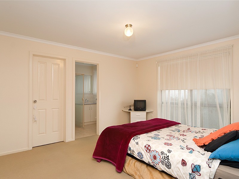 12 Scarborough Way, Mount Barker SA 5251