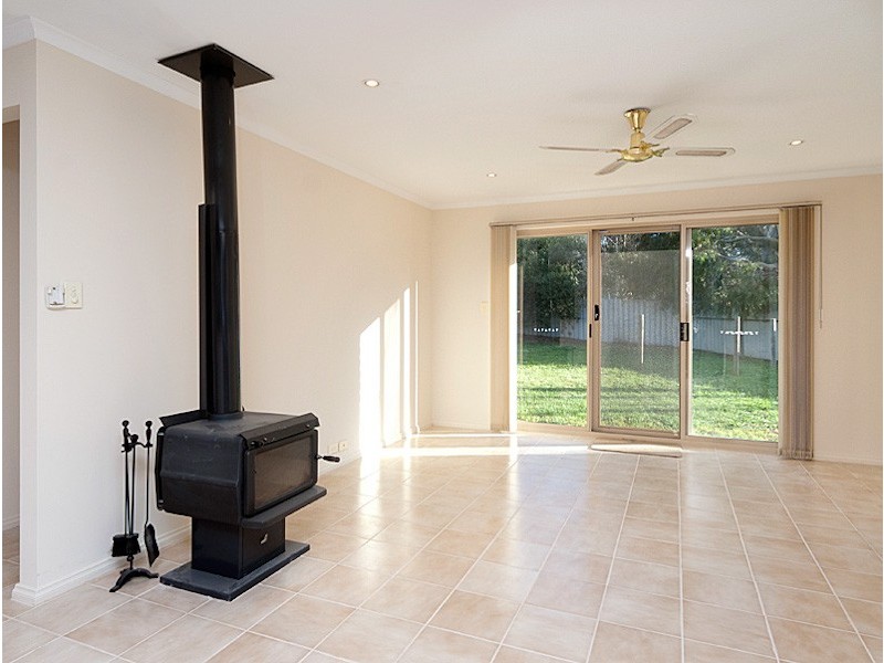 12 Douglas Drive, Mount Barker SA 5251