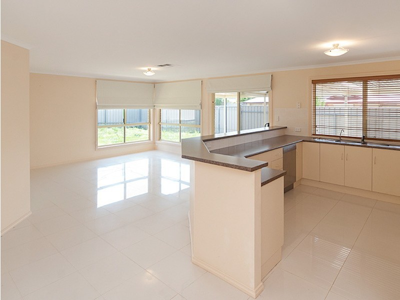 21 Tate Avenue, Mount Barker SA 5251
