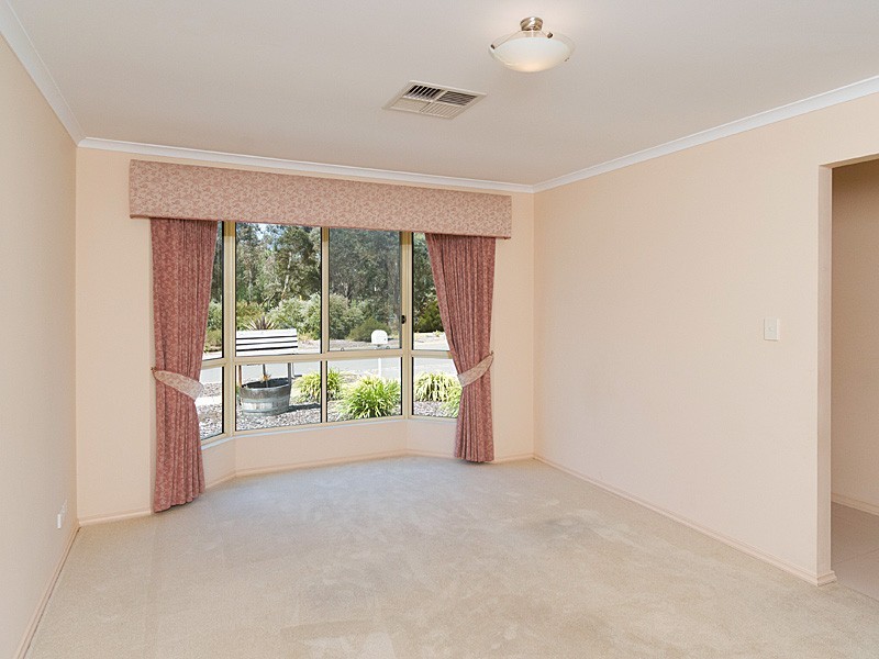21 Tate Avenue, Mount Barker SA 5251