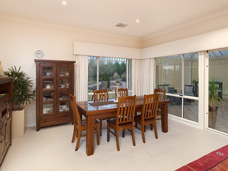20  Pontiac Road, Mount Barker SA 5251