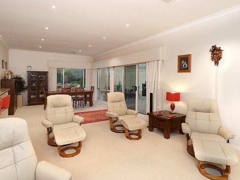 20  Pontiac Road, Mount Barker SA 5251