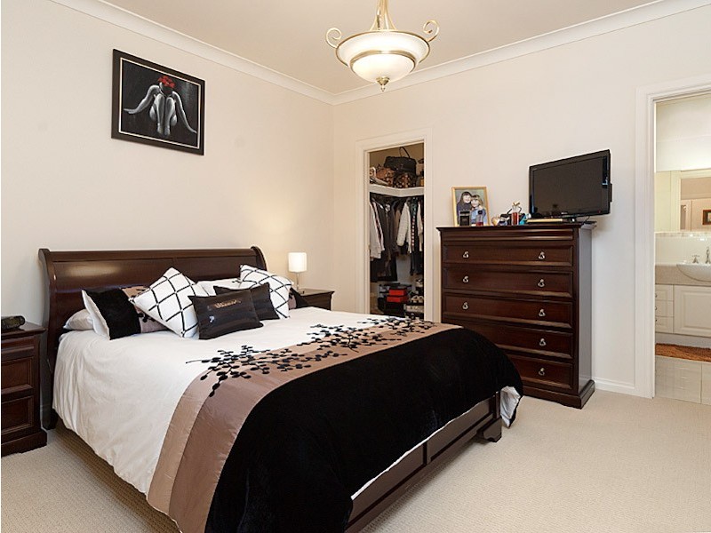 20  Pontiac Road, Mount Barker SA 5251