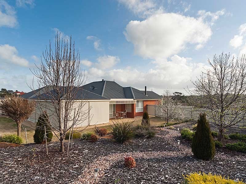 20  Pontiac Road, Mount Barker SA 5251