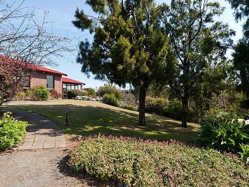 49 Badenoch Road, Carey Gully SA 5144