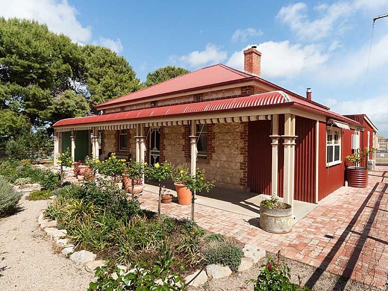 Section 595 Echo Park Road (Cnr Hopgood Rd), Strathalbyn SA 5255