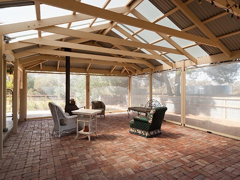 Section 595 Echo Park Road (Cnr Hopgood Rd), Strathalbyn SA 5255