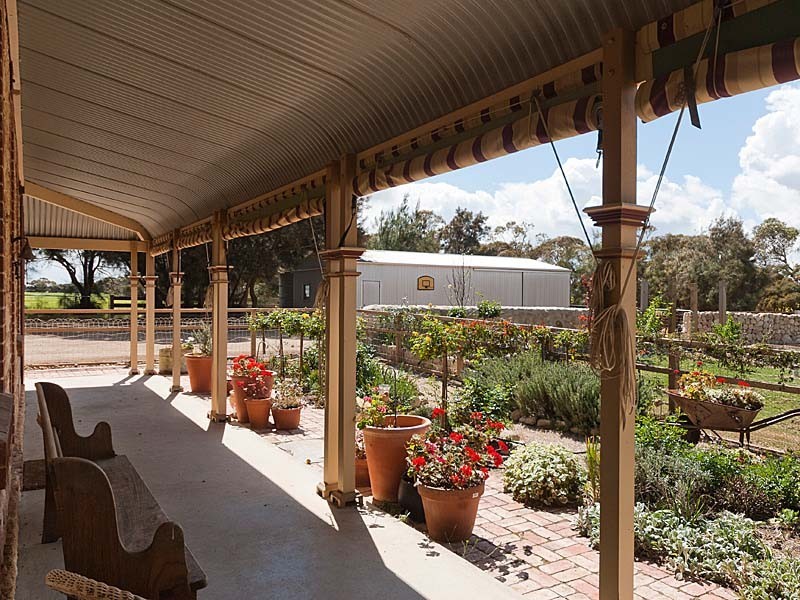 Section 595 Echo Park Road (Cnr Hopgood Rd), Strathalbyn SA 5255