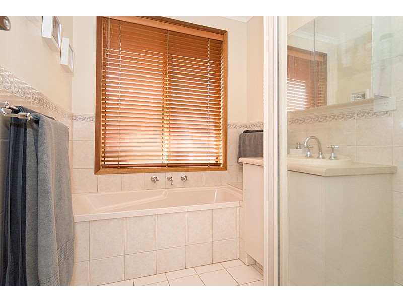 3 Tolmer Close, Mount Barker SA 5251