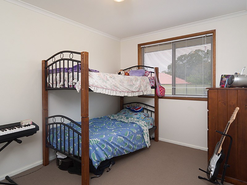 4 Douglas Drive, Mount Barker SA 5251