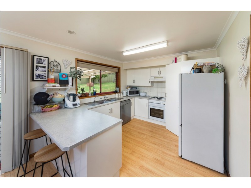 13 Boronia Court, Mount Barker SA 5251