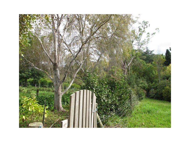 33 Woods Hill Road, Summertown SA 5141