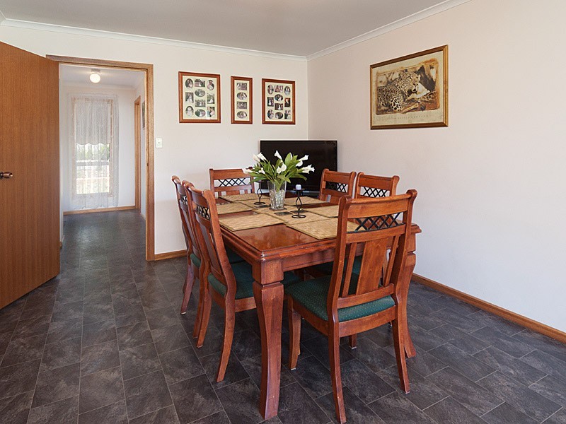 34 Parker Avenue, Strathalbyn SA 5255