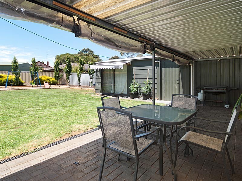 34 Parker Avenue, Strathalbyn SA 5255