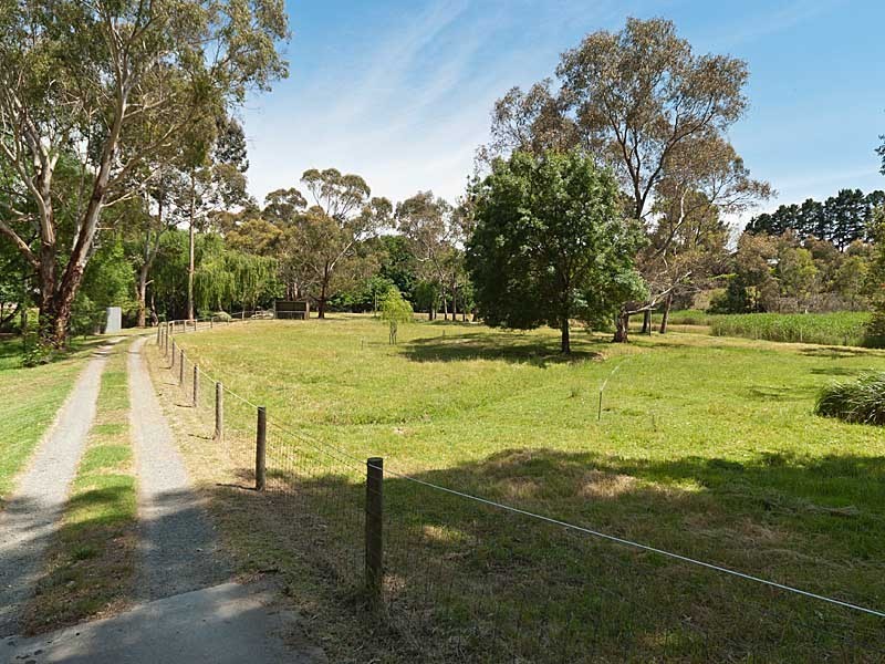 313 Strathalbyn Road, Mylor SA 5153