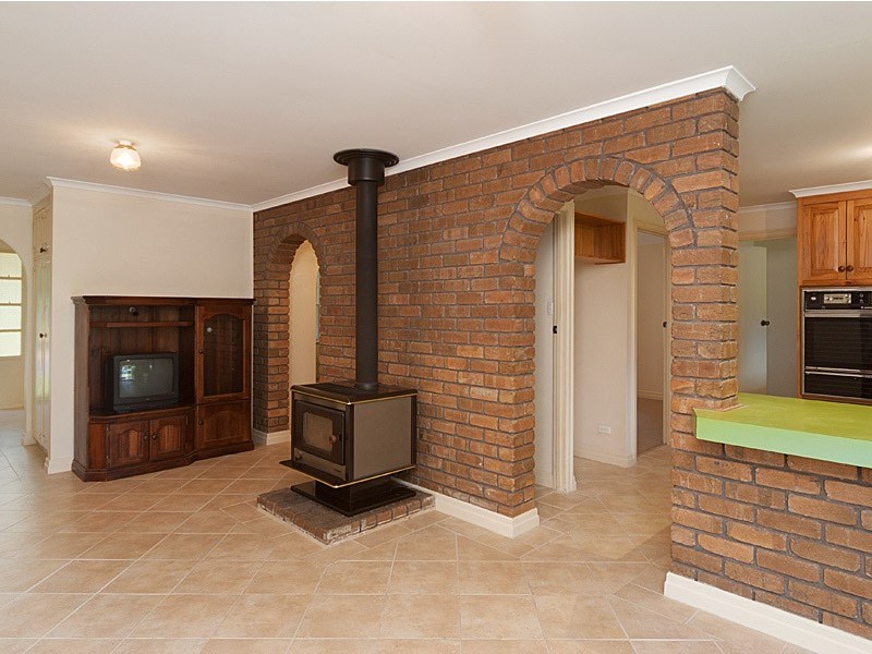 17 Memorial Drive, Mount Barker SA 5251