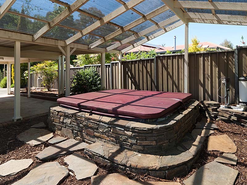 17 Memorial Drive, Mount Barker SA 5251