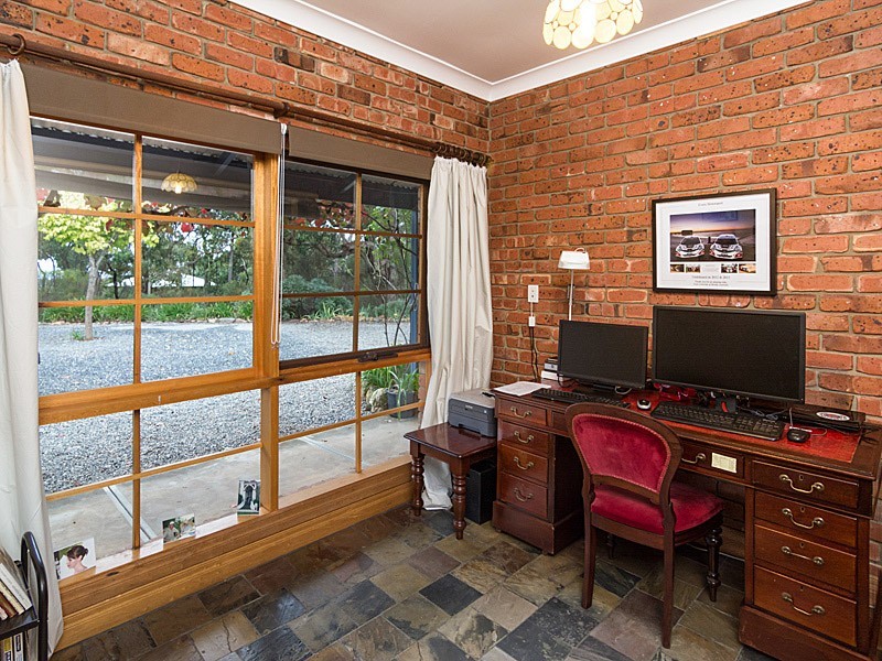 32 Walker Avenue, Heathfield SA 5153